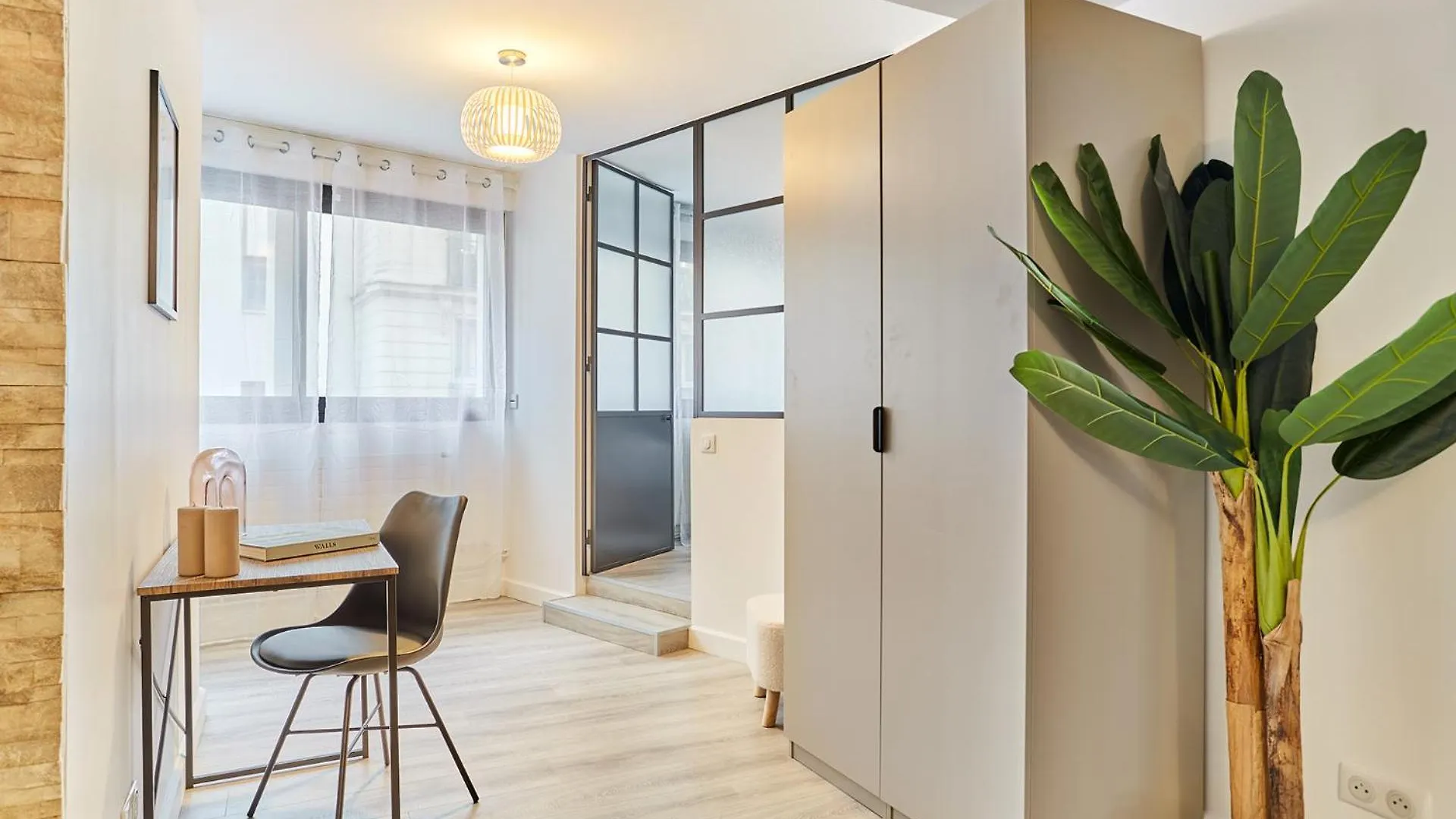 Montparnasse By Prestige Apartment